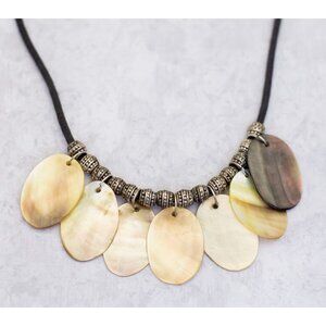 18 inch, Vintage Mother of Pearl Beach Island Bohemian Gypsy Bib Necklace - C9